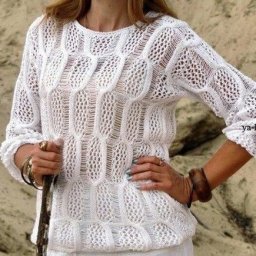 ​Вязаный пуловер с округлыми узорами