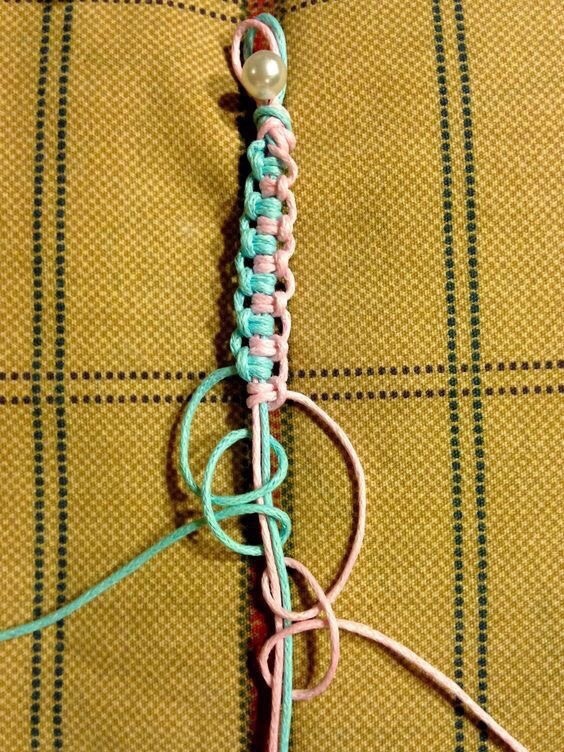 Плетем оригинальные браслеты