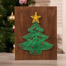 Ёлочка в стиле стринг-арт