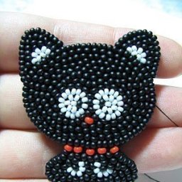 Брошка из бисера "Кошечка": мастер-класс