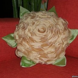 Красавица подушка "Цветок"