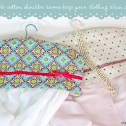 Чехол для одежды на вешалку