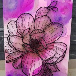 Цветы в технике string-art