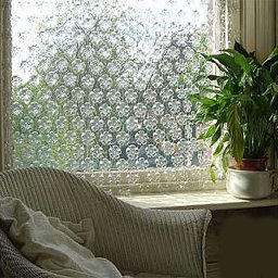 ​Поделки из пластиковых бутылок как легкий и недорогой способ украсить свой загородный участок