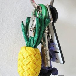 ​Брелок для ключей в виде ананаса