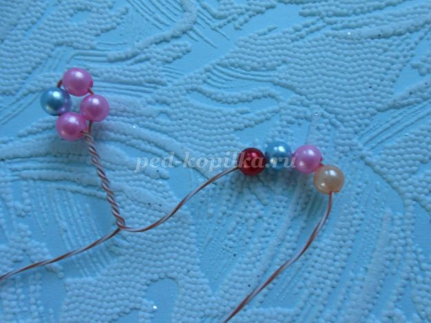 Яблоня из бусин Яблоня из бусин