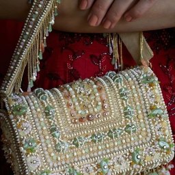 Шикарные театральные сумочки: идеи для вдохновенного творчества