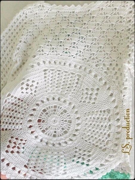 ​Нежная модель туники крючком