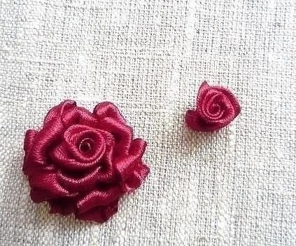 Вышиваем прекрасную розочку лентами: мастер класс