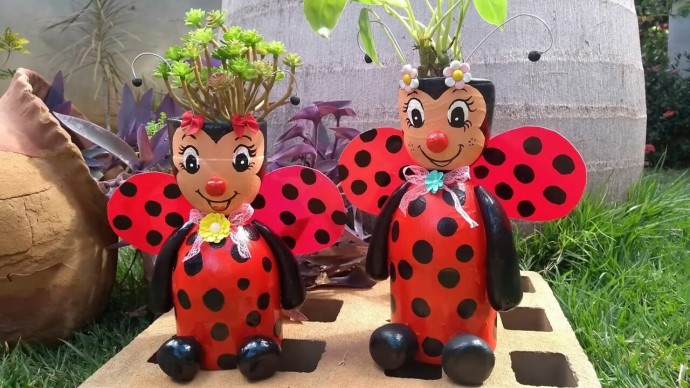 ​Букашки на даче, которым не страшен мороз