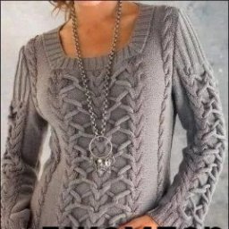 ​Джемпер с косами и жгутами