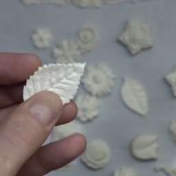 Прочный самозатвердевающий пластик по простому рецепту