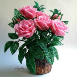 ​Нежные розы из бисера