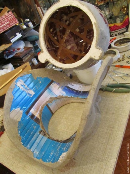 Шлем водолаза из папье-маше