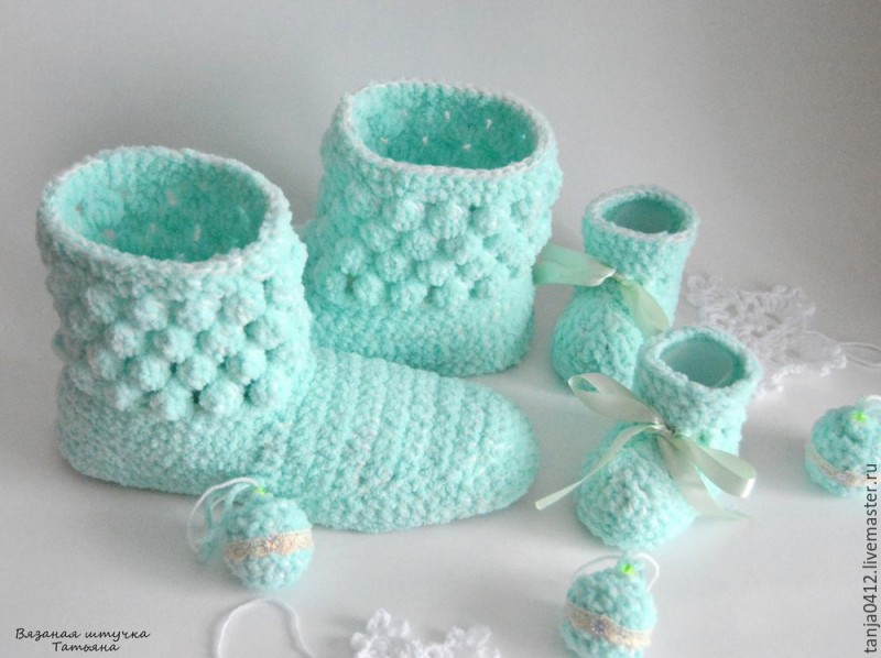 Вяжем домашние сапожки к Новому году: мастер-класс