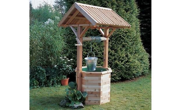 Декоративный колодец