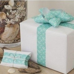 Бант для оформления подарка