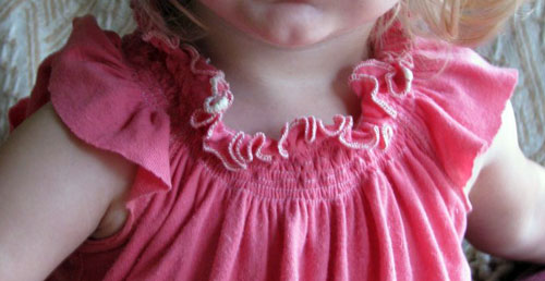 Нитка-резинка для выполнения сборки