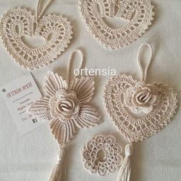 ​Вязаные сердечки