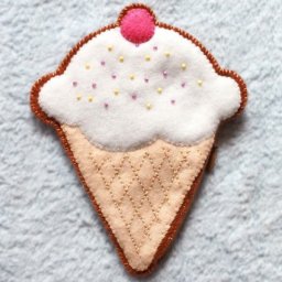 Кошелёк из фетра "Мороженое"