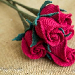 Розы вязаные крючком