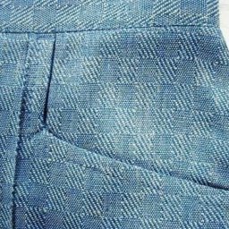 Боковой карман с обтачкой и отрезным бочком