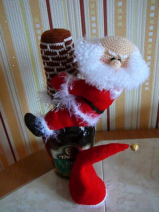 ​Санта Клаус на бутылку шампанского