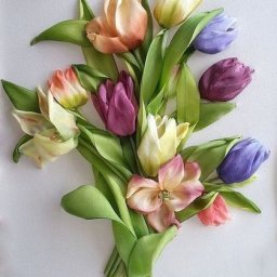 Шикарные тюльпаны в технике вышивки атласными лентами: идеи для вдохновенного творчества