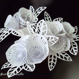 Бумажный букет цветов