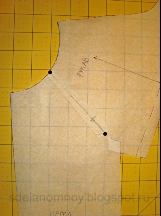 Совмещение полосок на реглане: корректируем выкройку