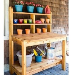 Стол для садовника