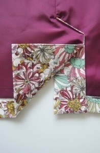Обработка шлицы на юбке с подкладкой