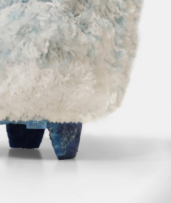 Пуфик из одноразовых масок