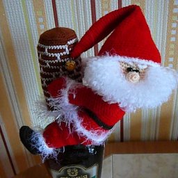 ​Санта Клаус на бутылку шампанского