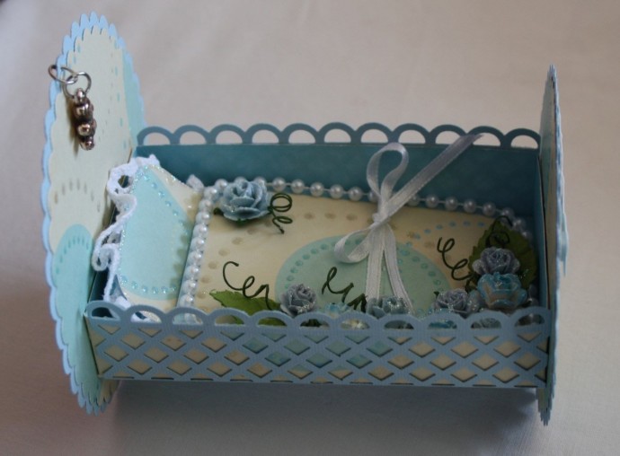 Открытка на рождение малыша