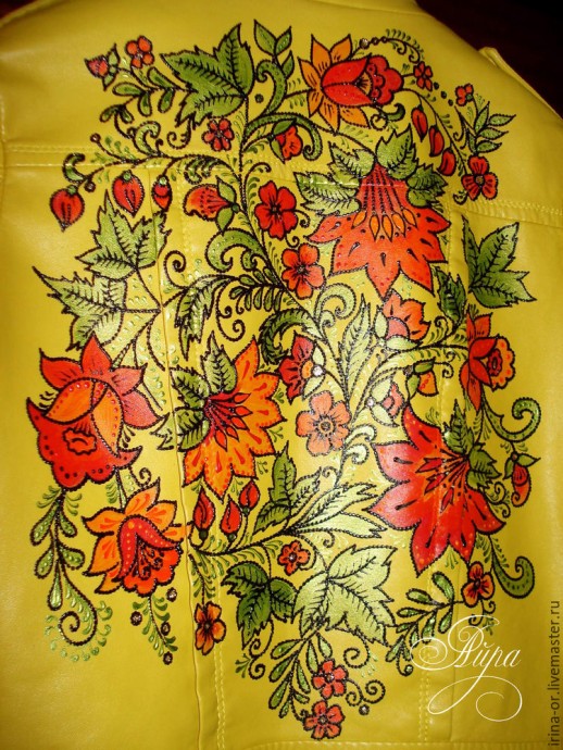 Роспись куртки в русском стиле