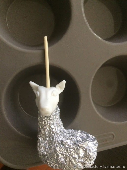 Подставка для украшений в виде оленя