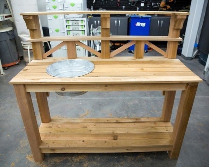 Дачный садовый рабочий стол своими руками