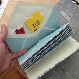 Альбом из конвертов для воспоминаний