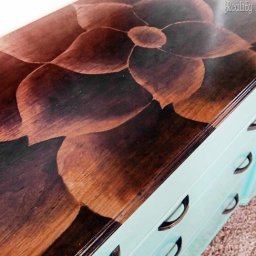 Декорирование комода морилкой