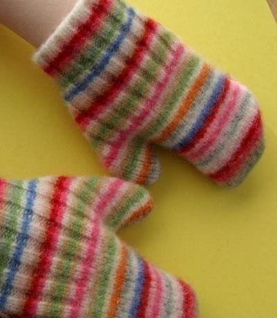 Рукавички из свитера