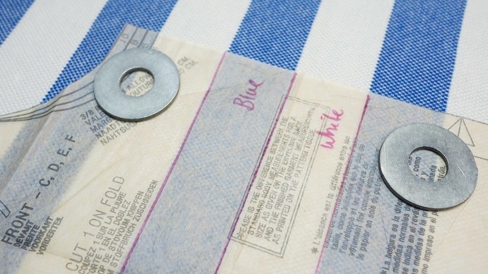 ​Как кроить из ткани в полоску, чтобы рисунок идеально совпал