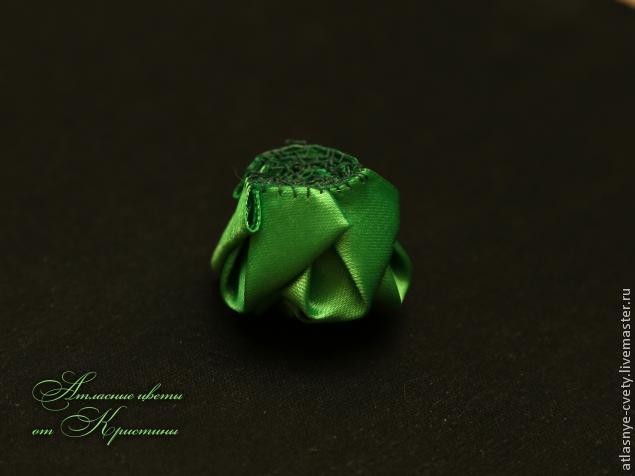 Роза в технике канзаши