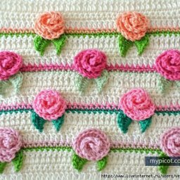 ​Теплый плотный узор с объемными розочками