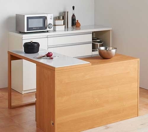 ​Удобный кухонный стол-трансформер 7