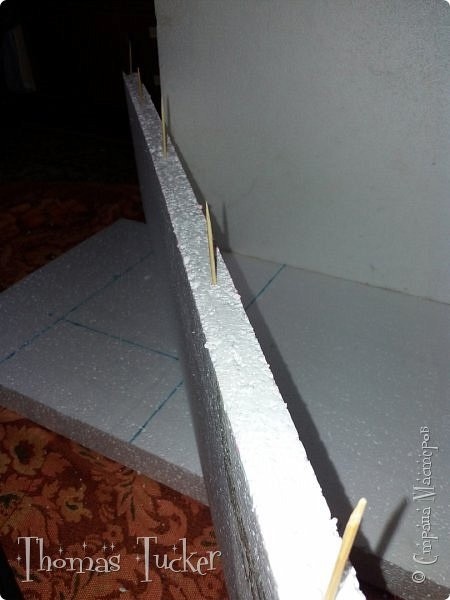 ​Камин своими руками на Новый год из пенопласта