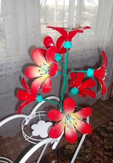 Цветы из пластиковых бутылок