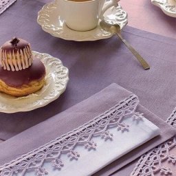 ​Вязаная кайма для украшения праздничного стола