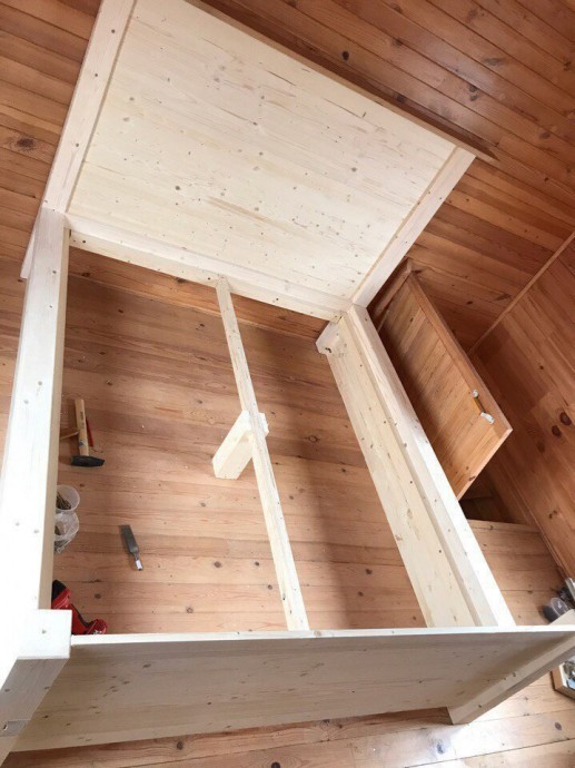 Кровать своими руками