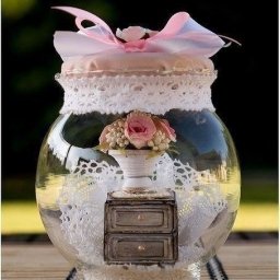 ​Нежная композиция с комодиком